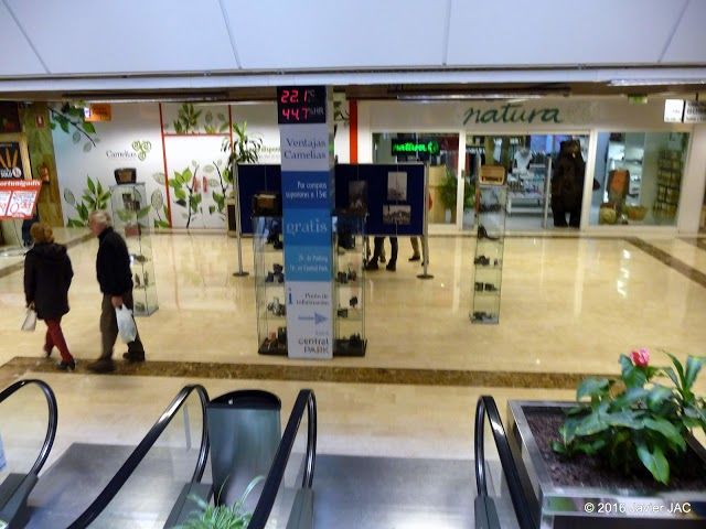 Centro Comercial Plaza America